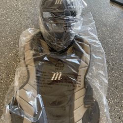Catchers Gear - Marucci Brand New - 14in Chest Protector + Helmet