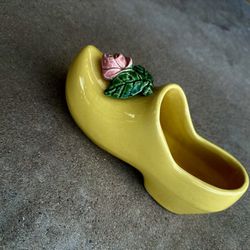 Mccoy Dutch Shoe - Planter - Hand Painted VINTAGE