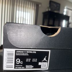 Velcro Jordan 11 Retro 
