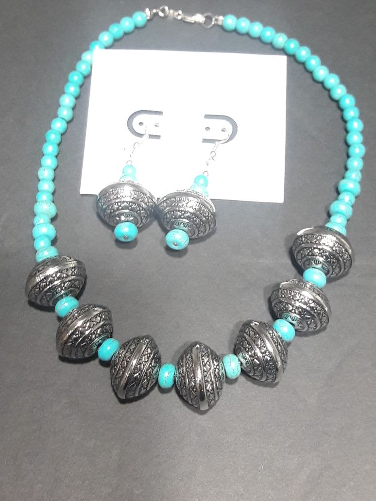 Handmade turquoise necklace and earrings set