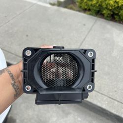 Mass airflow sensor for 99-03 mitsubushi galant