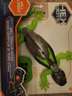 HEX BOTS Wall Crawler Gecko RC Toy – Climbs Walls & Floors - New
