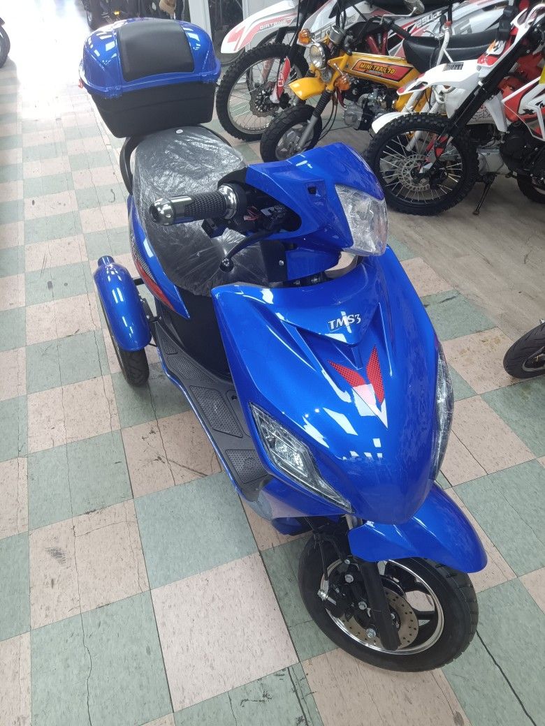 TMs 3 Three Wheel Electric Scooter
