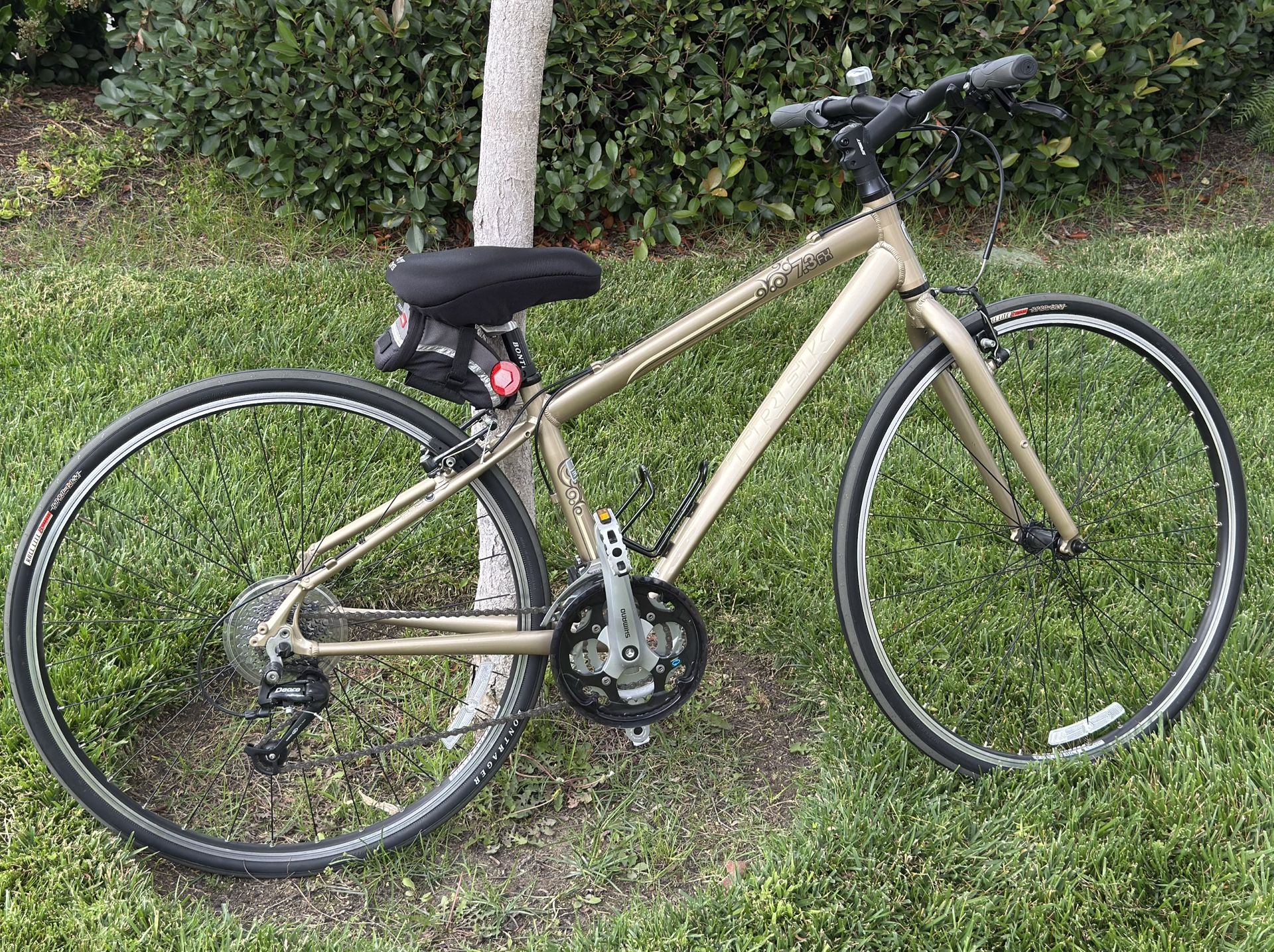 Trek 7.3 FX Hybrid Bike - Excellent Condition, Tan Frame