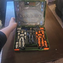 MEGA BLOKS Halo Collector's Case Building Action Figure Set