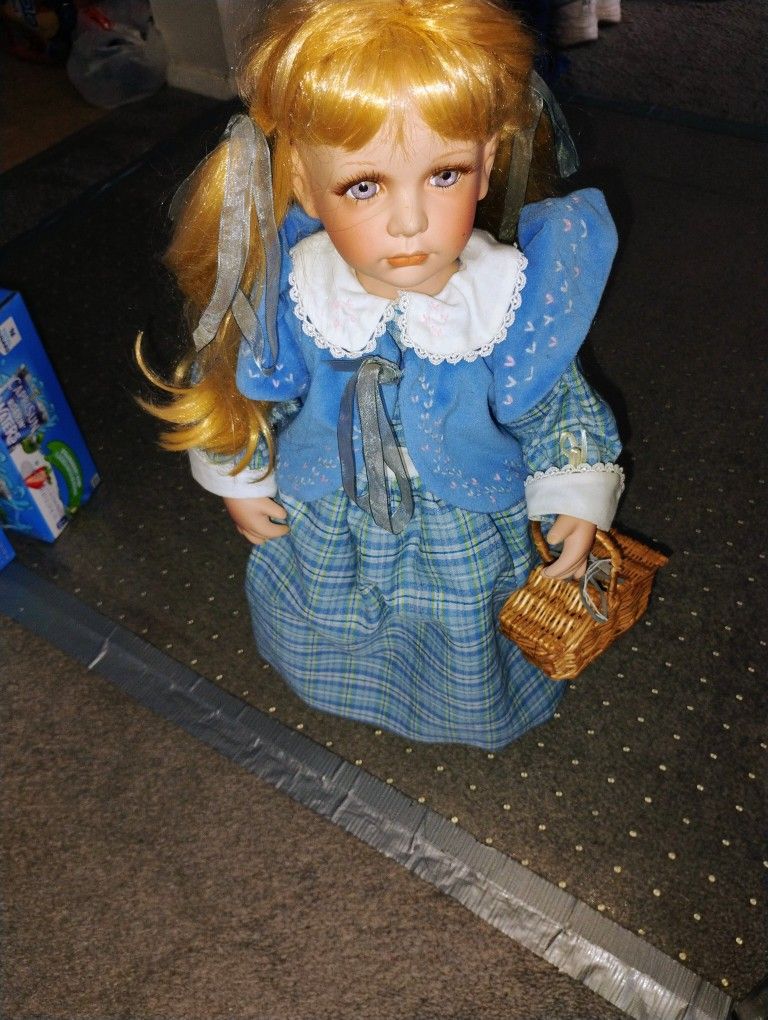 24" Porcelain Soft Body Doll Pickup Only Cash