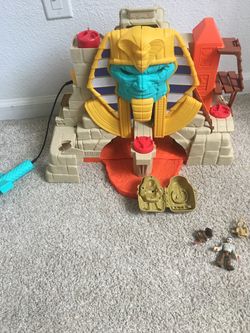 Fisher-Price Imaginext Serpent Strike Pyramid with Figures