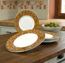 Wedgwood Persia Salad Plates Set of 6 Bone China England 8 1/8” 1997