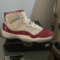 Air Jordan Retro 11 Cherry 