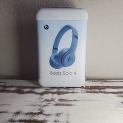 BEATS  SOLO  4  WIRELESS  BLUETOOTH HEADPHONES 