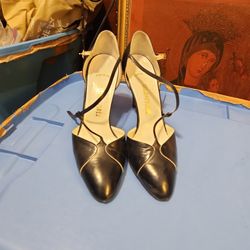 Italian Leather Heels. Size 7 1/2. Beautiful.  