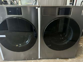 Samsung - 5.3 cu. ft. Bespoke AI Ultra Capacity Whir All Home - Dryer 7. 5 cu. ft. Dark Steel