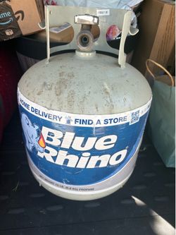 Blue Rhino Propane Tank with 3/4 of propane