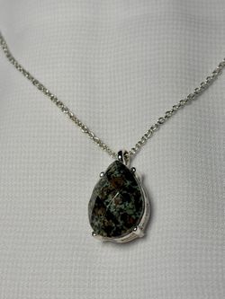 Teardrop Necklace 