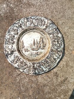 Decorative Embossed Metal Wall Plate