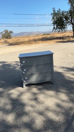 Dresser