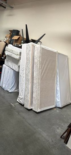 King sized box springs