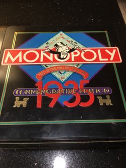 Monopoly Commemorative Edition new never played