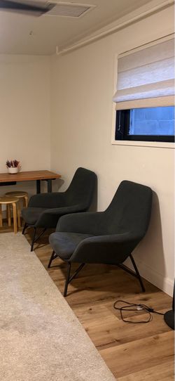 Vari Arm Chair (2x)