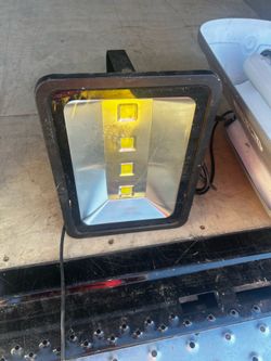 SZPIOSTAR 200w LED Floodlight