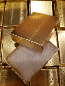 69 Golden Gift Boxes, New