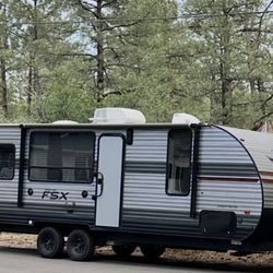2019 Forest River Salem FSX 28 feet long
