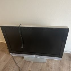 40 Inch Visio TV