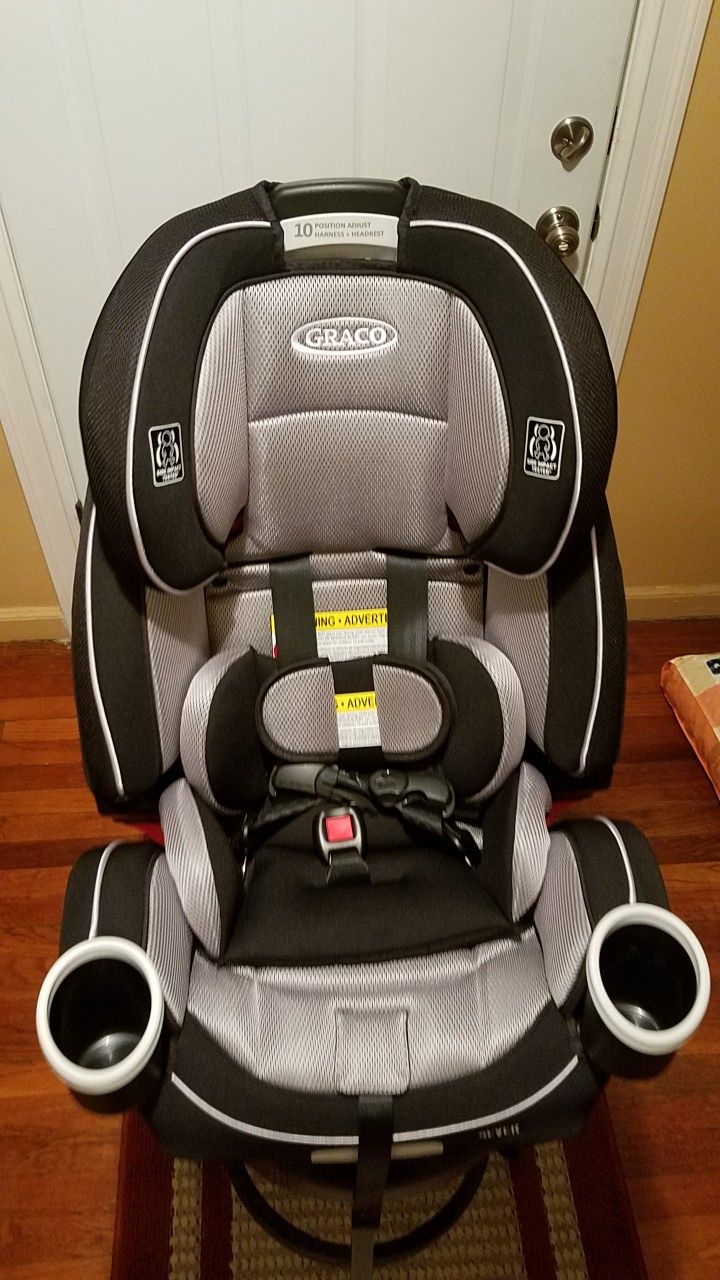 GRECO BABY CAR SEAT (BRAND NEW)