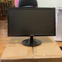 Samsung 20” Computer Monitor