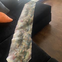 Thomas Kinkade Table Runner 