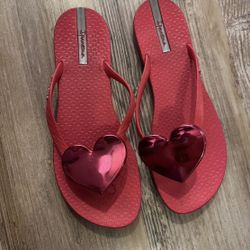 Pink Heart Women’s Sandals Size 7
