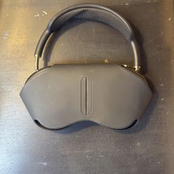 Airpods Max - Comes With Case 
