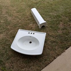 Pedestal Sink