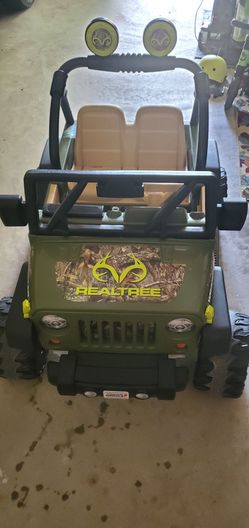 Real Tree Jeep Wrangler Power Wheels 2 seater