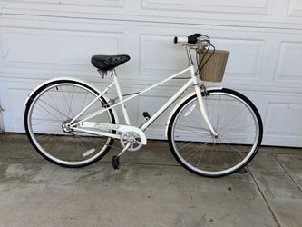 Beautiful 3 Speed Euro Style Windsor Oxford City Bike