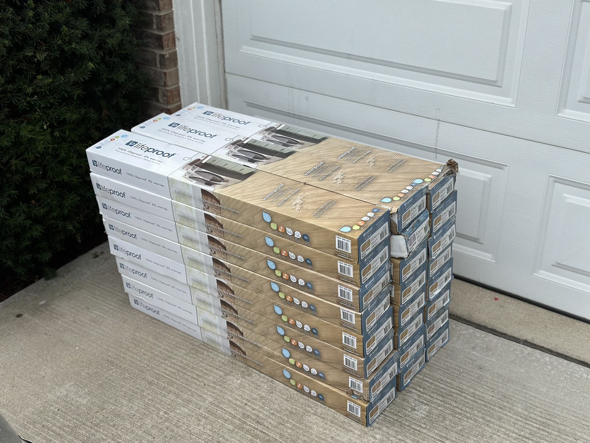 Lifeproof Mojave Waterproof Hand Scraped Engineered Bamboo Flooring, BRAND NEW, 13.1 sqft/case