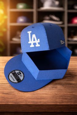 Custom Cap Box