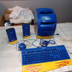 Vintage Hotweels PC DESKTOP IN GREAT CONDITION 