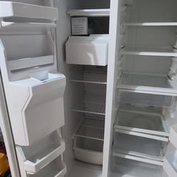 Working Fridge