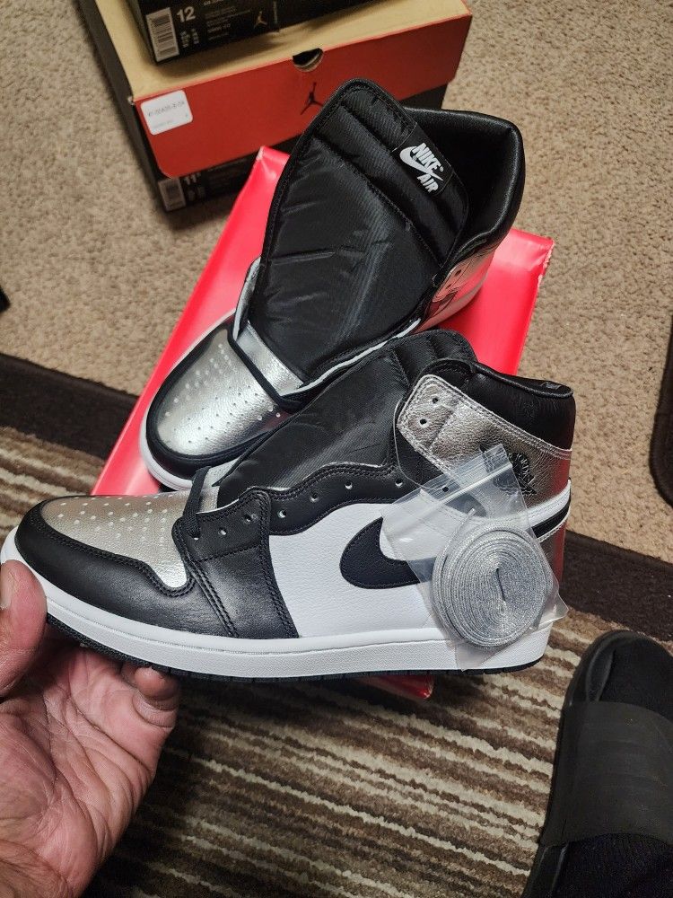Jordan 1 Silver Toe