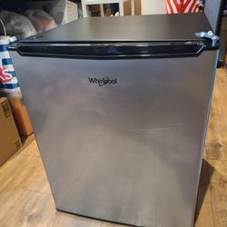 Whirlpool Fridge & Freezer
