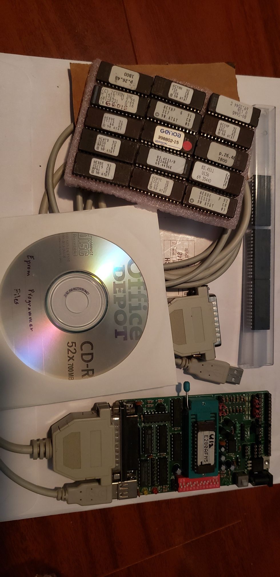 Eeprom reader writer, lpt port, lot of random eeproms