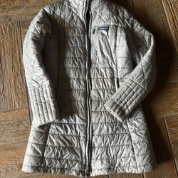 Patagonia Women’s Nano Coat 