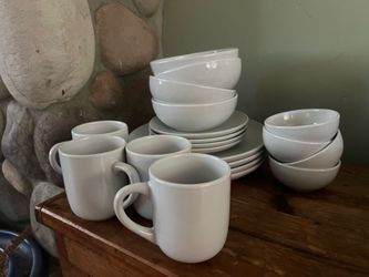 Set of 4 dishes