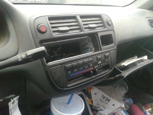 1996 1998 Honda Civic Radio Stereo Bezel Climate Control For Sale In Perris Ca Offerup