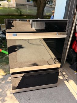 Wall oven with microwave drawer NEW