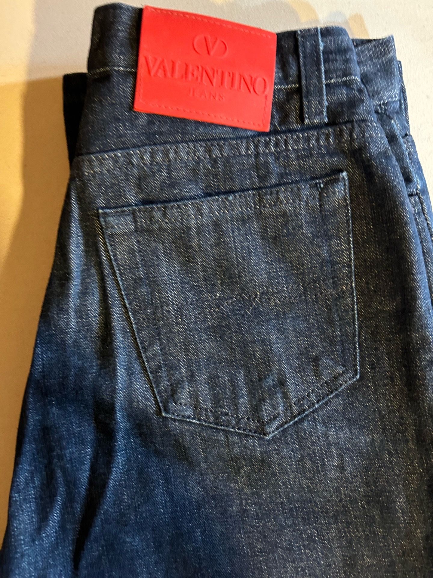 Valentino jeans never worn