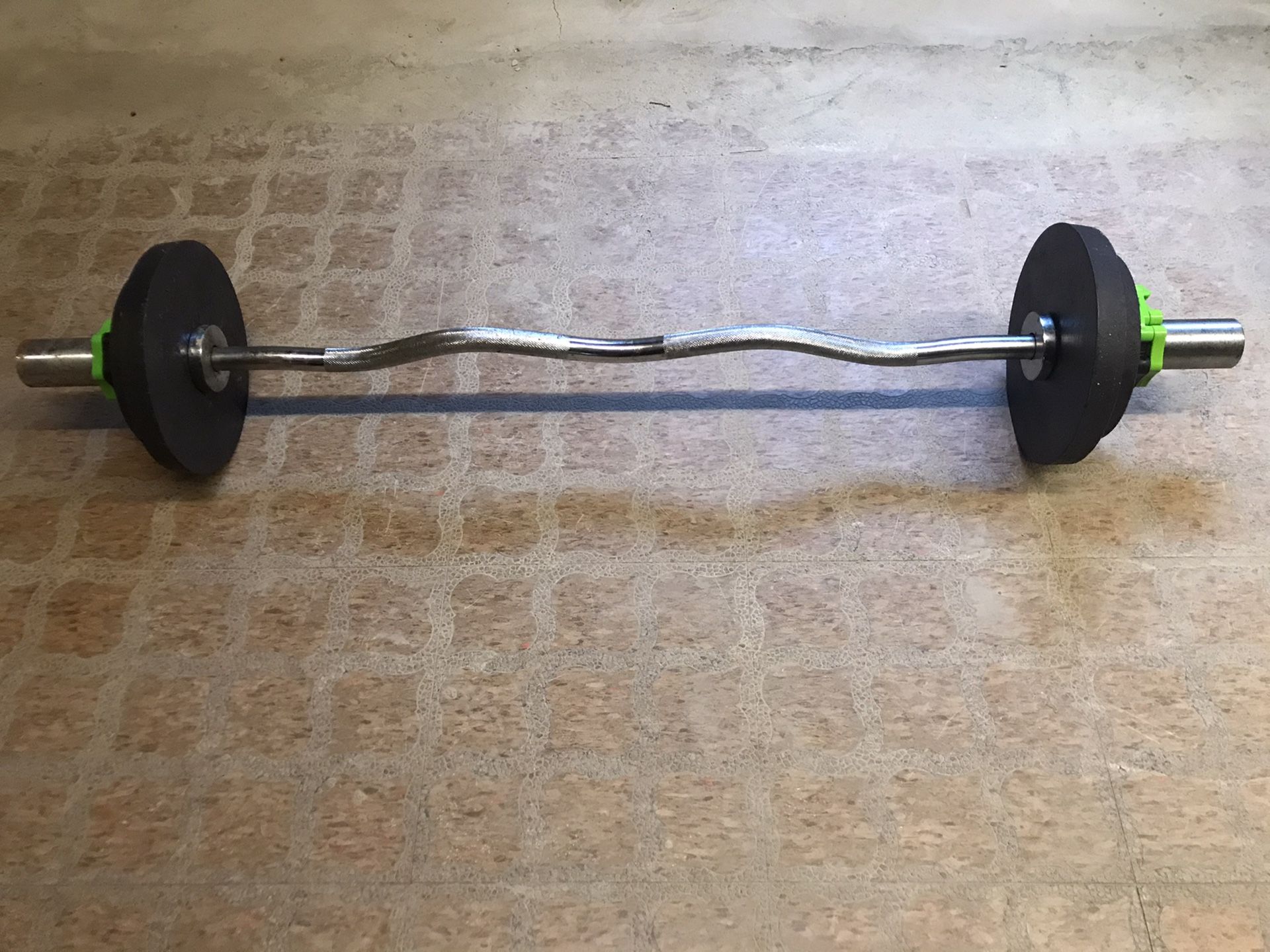 Olympic curl bar with weights