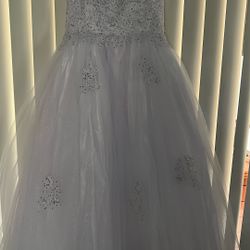 white dress used for first communion 