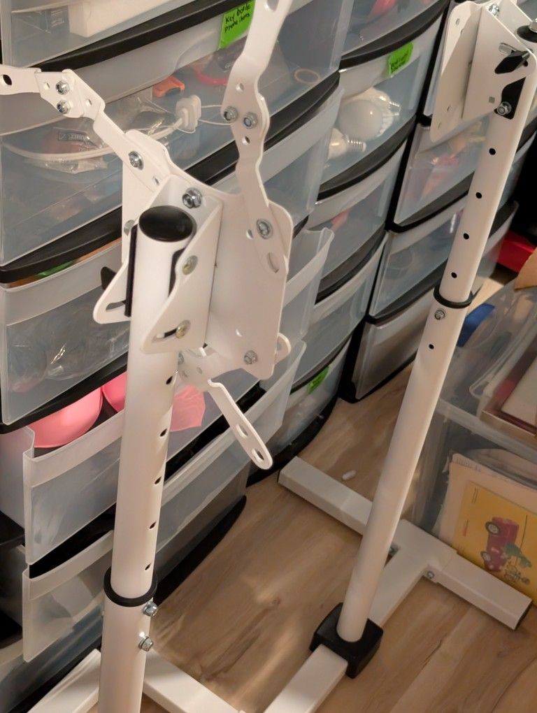 2 Vivo Vesa Mount TV Stands